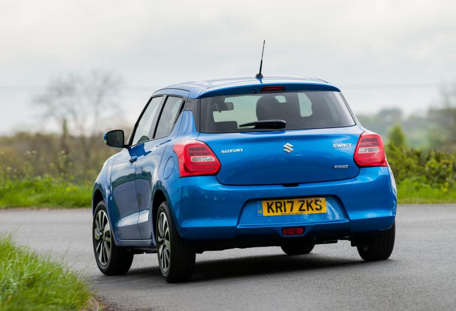  Suzuki Swift SZ5 2017 года  (UK) (фото 17 из 46)
